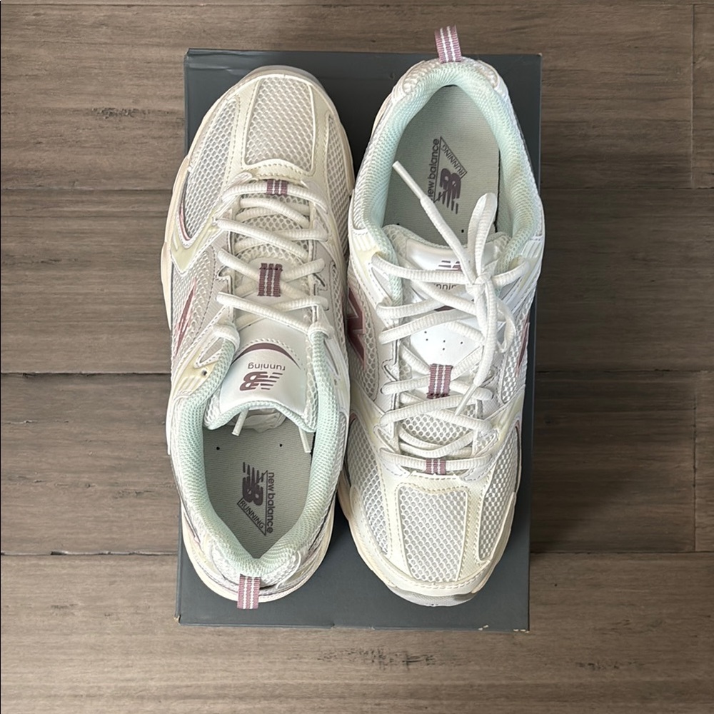 New Balance Women's 530 NWOB, NWOT